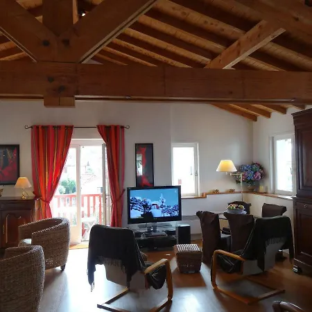 Ortz Adara Apartmán *